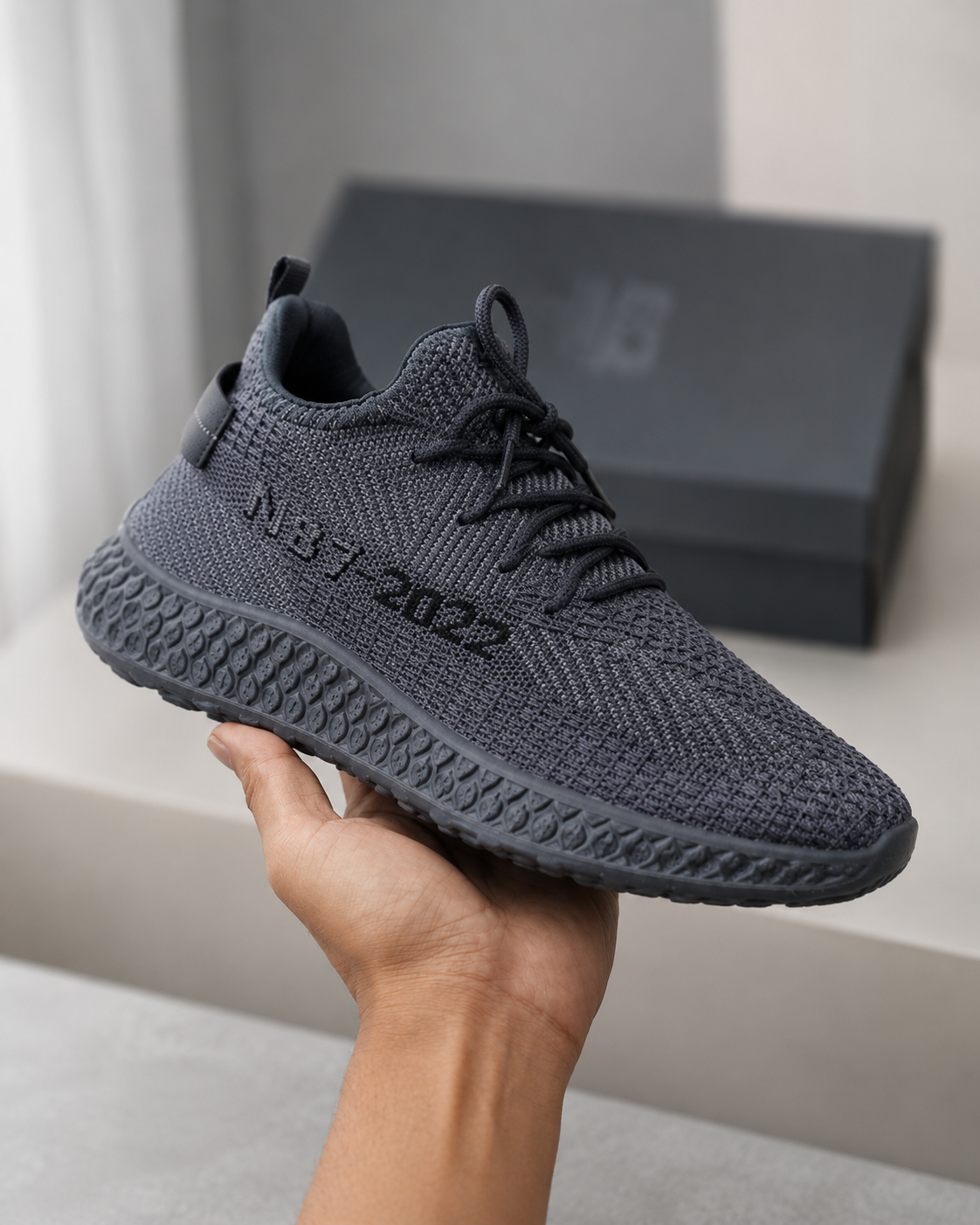 Tenis Deportivo Tejido Gris Oscuro NB7-2023 Para Hombre