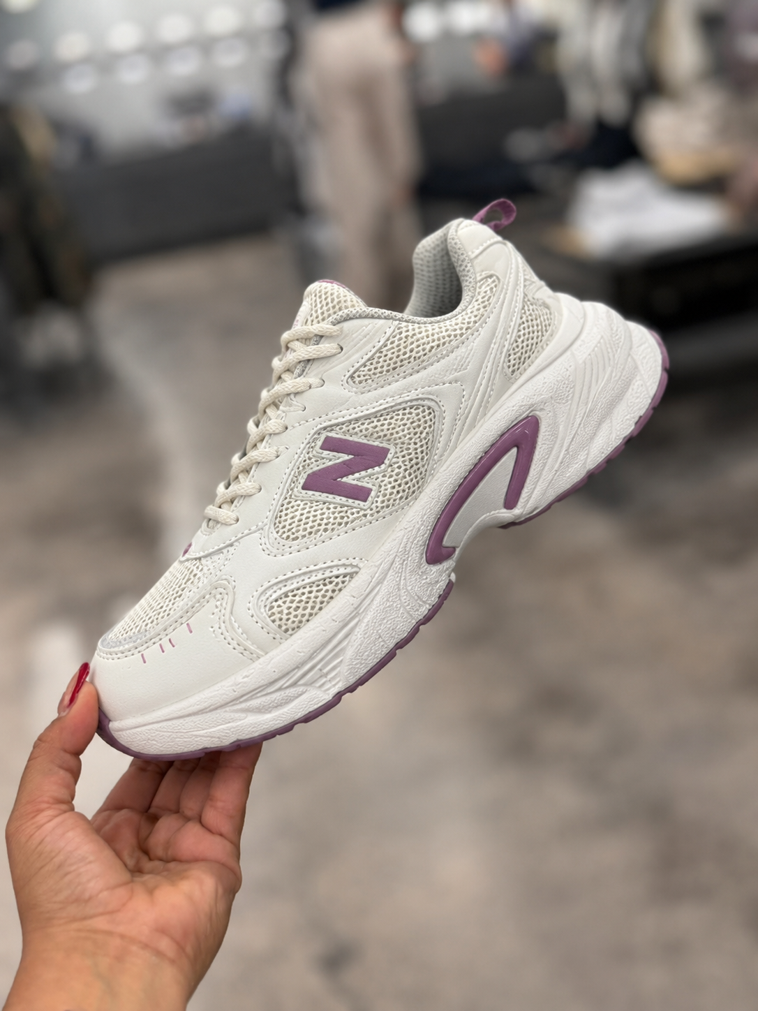 Tenis New Balance 530 Blanco Lila