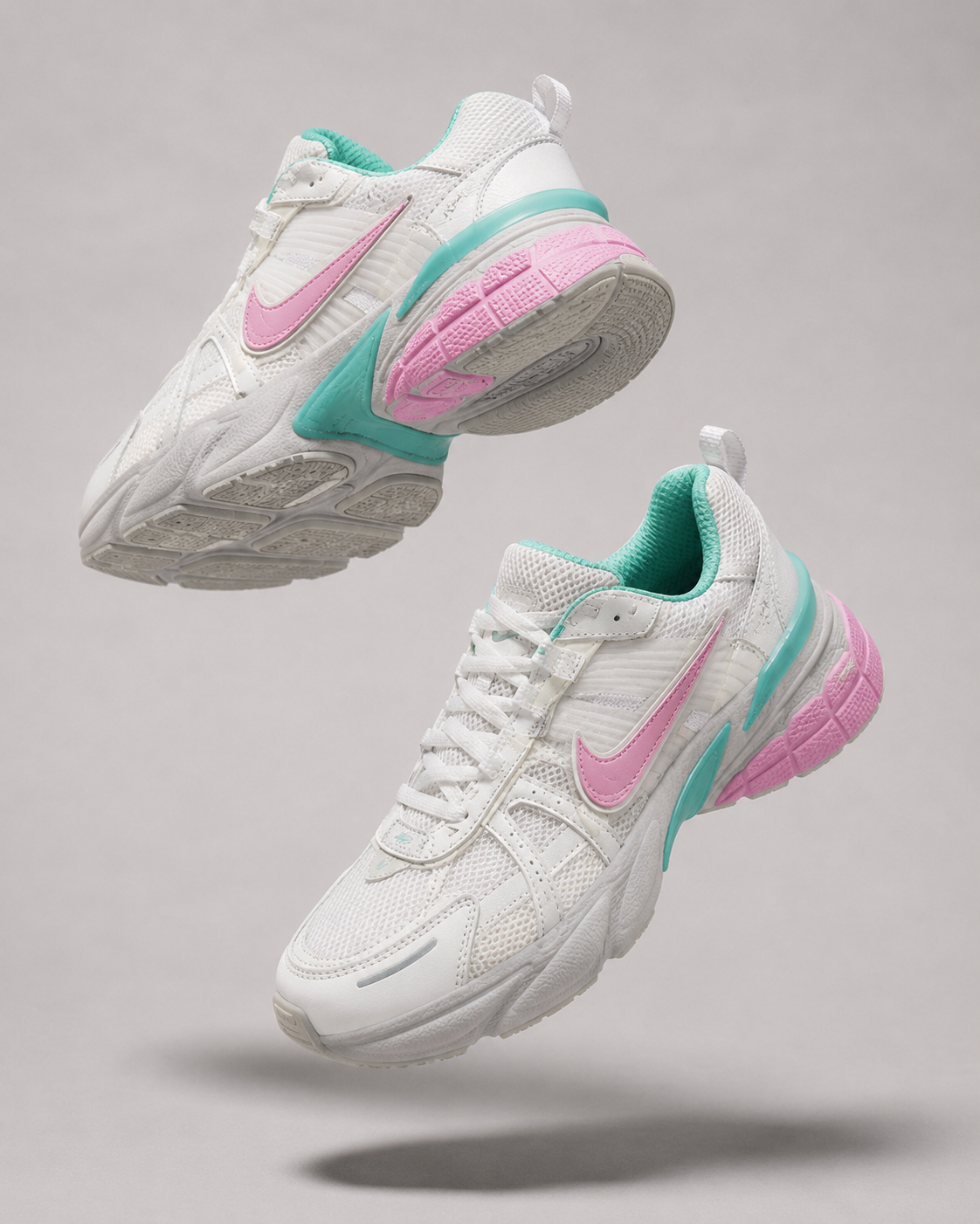 Tenis Nike V2K Run Blanco Rosado Verde Agua