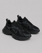 Tenis Nike Initiator Negro Total Para hombre